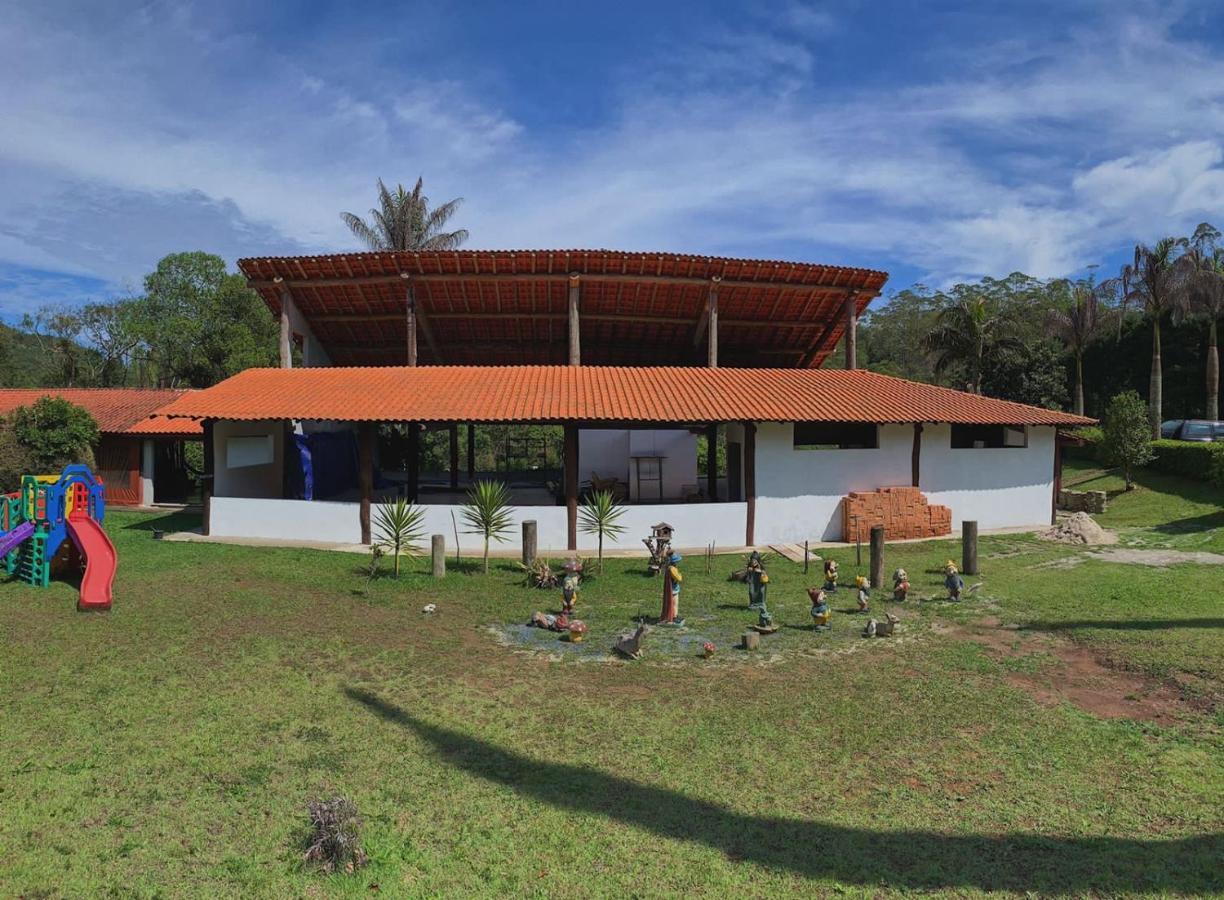 Casa de hóspedes Nascentes 2*